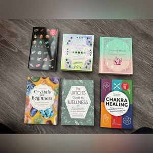 NWT Crystals/ Hollistic wellness books! $90+ worth